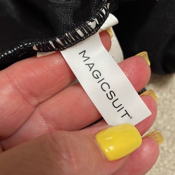 MAGICSUIT women’s striped DREW twist knot / one piece swimsuit statement back 12 - Picture 9 of 12